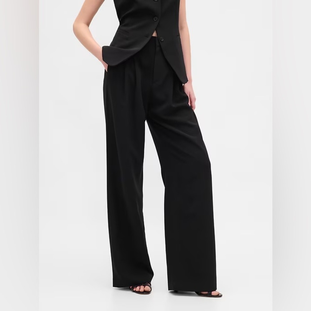 New! Gap Black 365 High Rise Pleated Trousers 800532